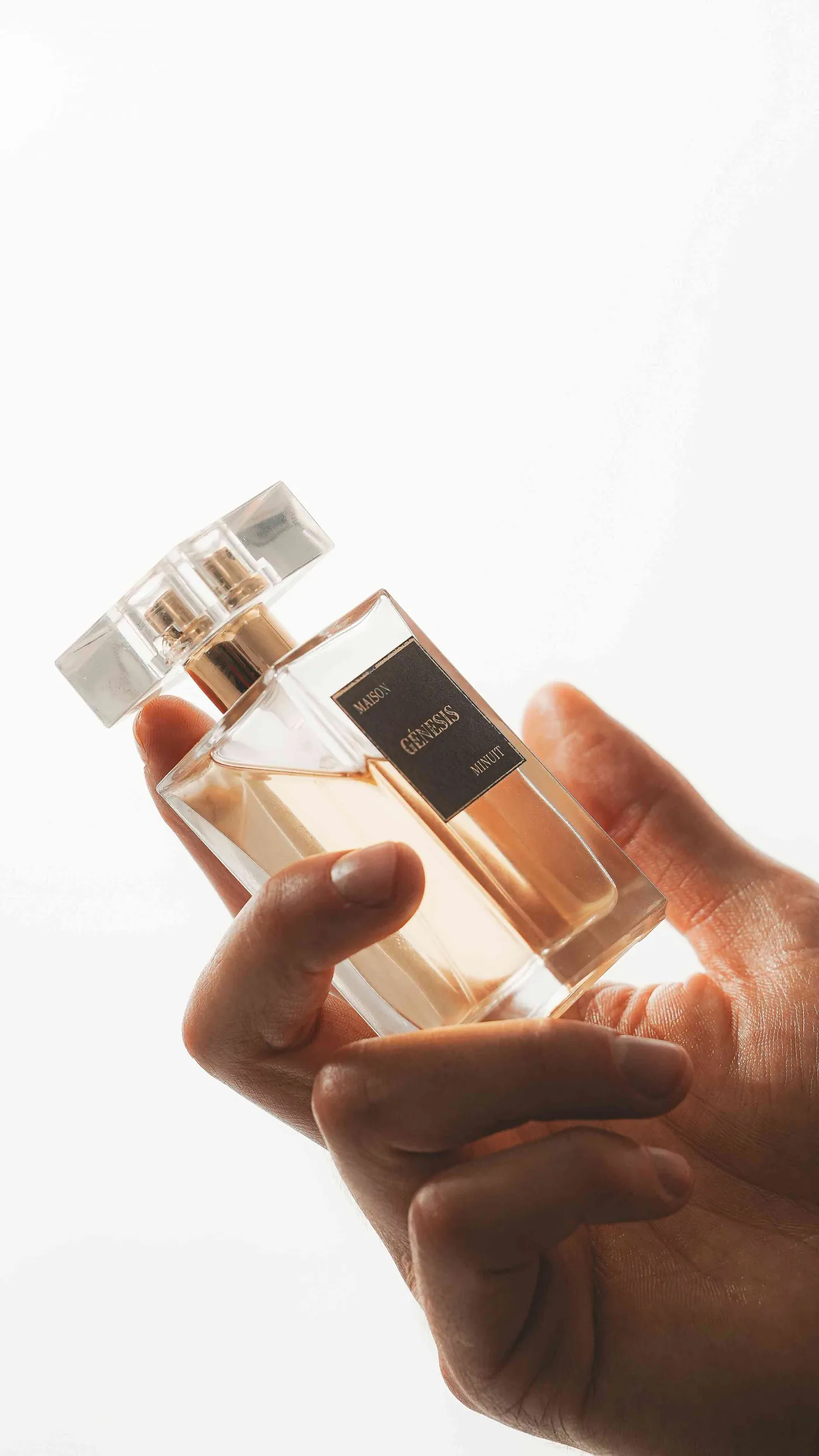 Produits & parfums — photographie Lara Sunier, FAMOUS AGENCY Neuchâtel